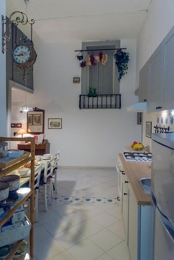 נאפולי La Casa Napoletana - Ls Accommodations מראה חיצוני תמונה